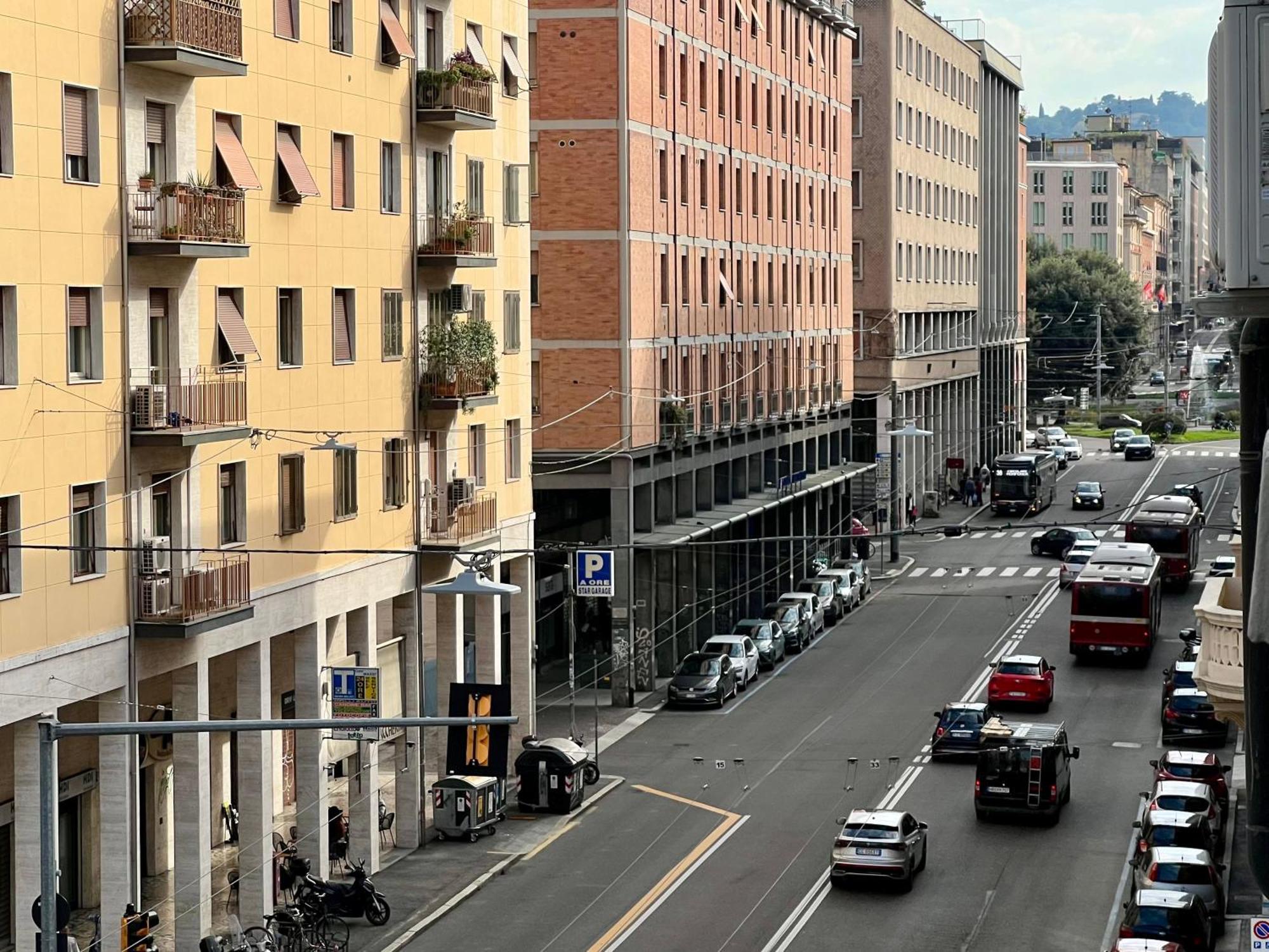 My City Center Home بولونيا المظهر الخارجي الصورة